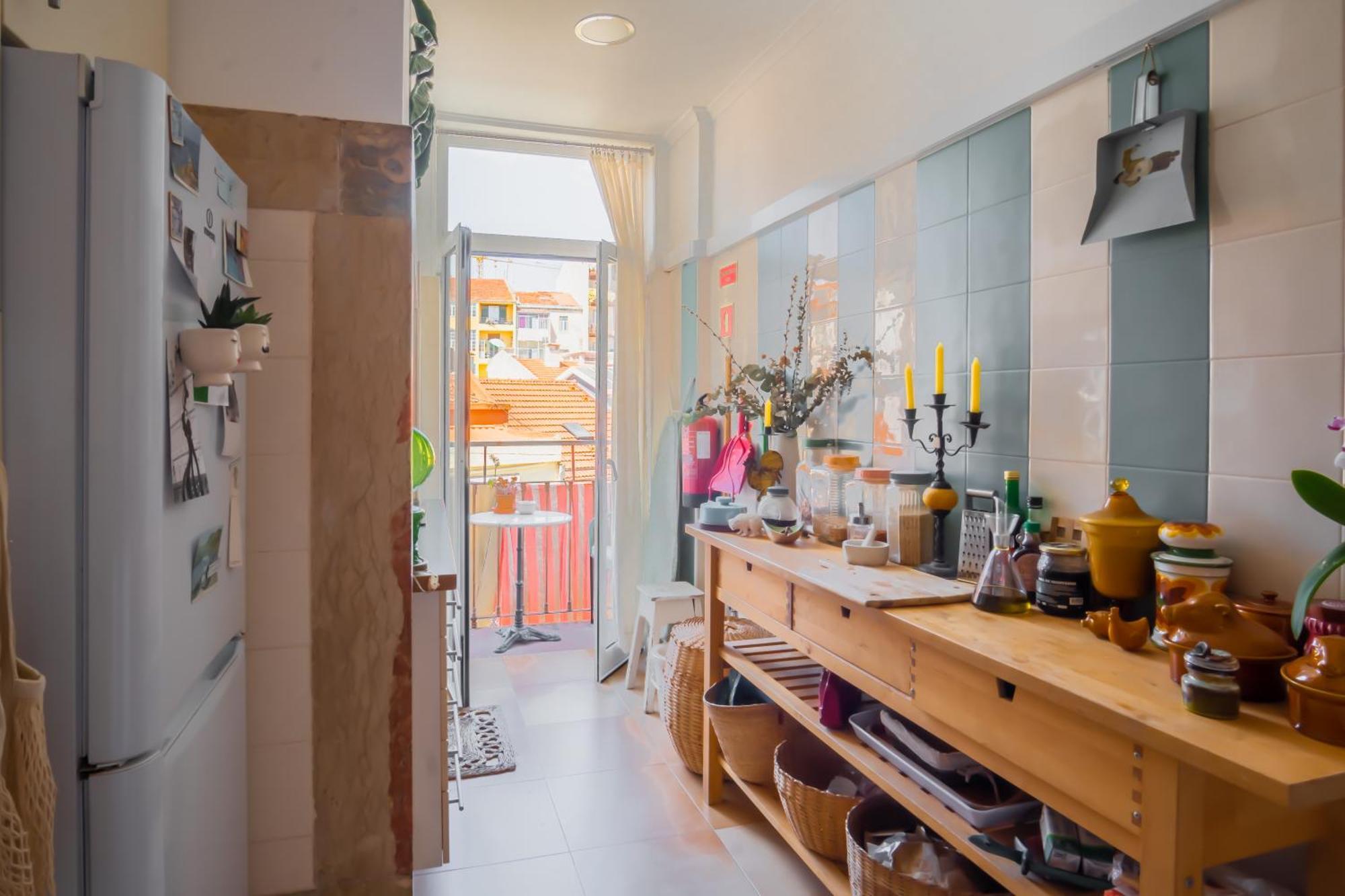 Life In Colour & Art - Charming 3bed Apartment *